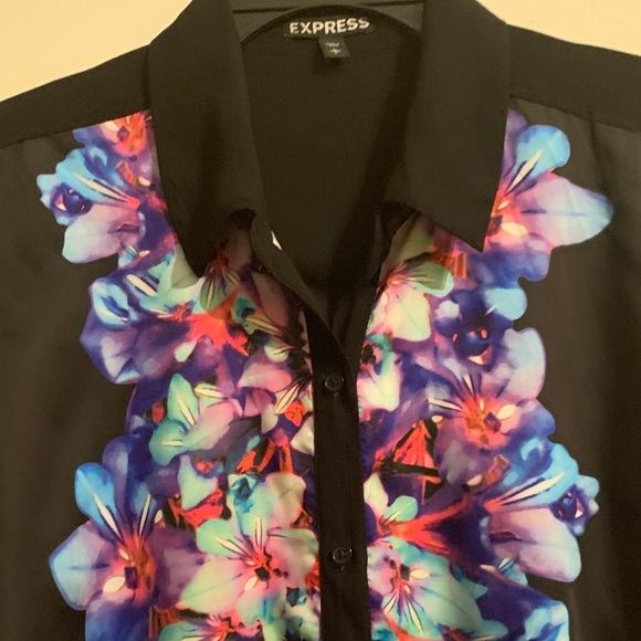 Express Women's Black Button-Down with Floral Print - Picture 2 of 8